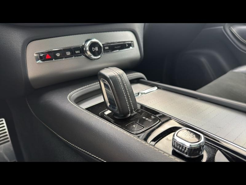 Photo 19 de l’annonce de VOLVO XC90 d’occasion à vendre à MARSEILLE