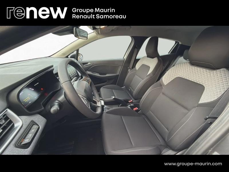 Photo 12 de l’annonce de RENAULT Clio d’occasion à vendre à SAMOREAU