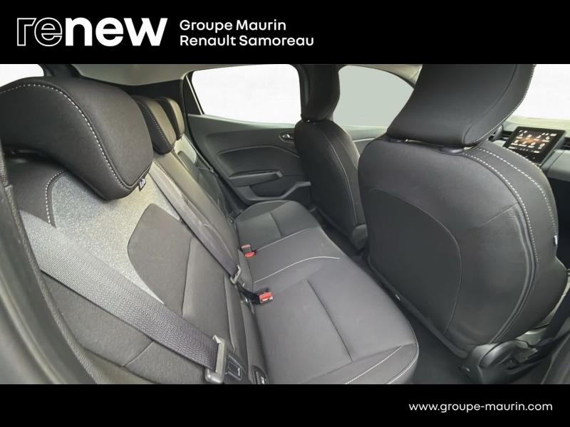 Photo 15 de l’annonce de RENAULT Clio d’occasion à vendre à SAMOREAU