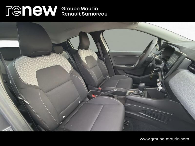 Photo 18 de l’annonce de RENAULT Clio d’occasion à vendre à SAMOREAU