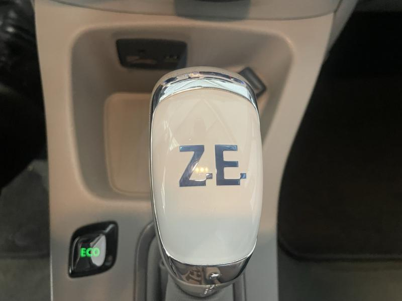 Photo 7 de l’annonce de RENAULT Zoe d’occasion à vendre à CHENNEVIÈRES-SUR-MARNE