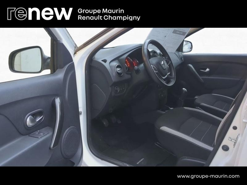 Photo 16 de l’annonce de DACIA Sandero d’occasion à vendre à CHAMPIGNY-SUR-MARNE
