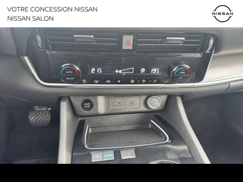 Photo 16 de l’annonce de NISSAN X-Trail d’occasion à vendre à BOLLÈNE