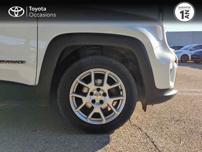 Photo 16 de l’annonce de JEEP Renegade d’occasion à vendre à ARLES