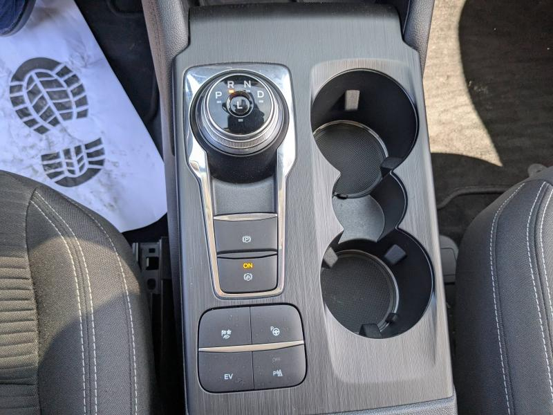 Photo 14 de l’annonce de FORD Kuga d’occasion à vendre à LA VALETTE