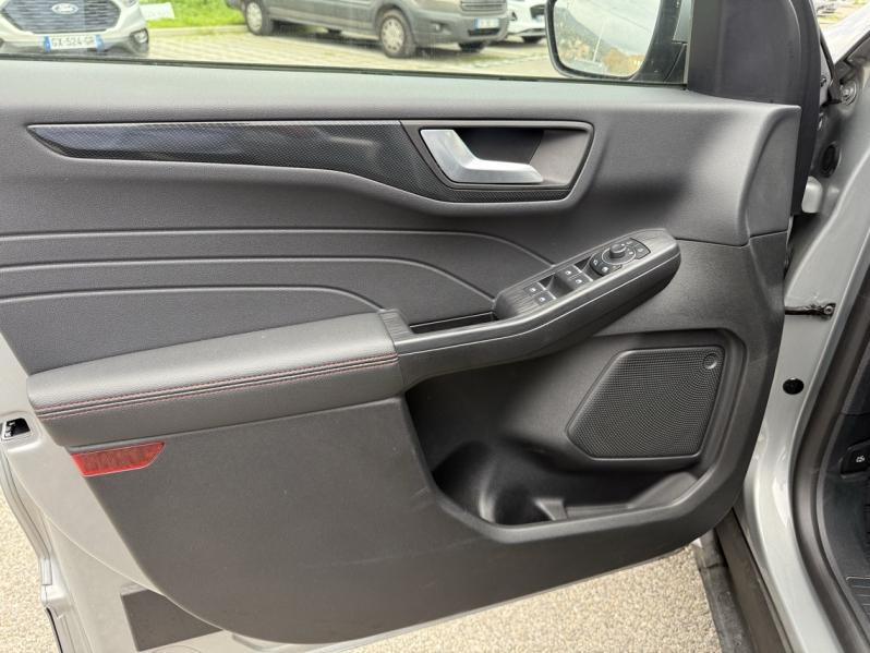 Photo 7 de l’annonce de FORD Kuga d’occasion à vendre à LA VALETTE