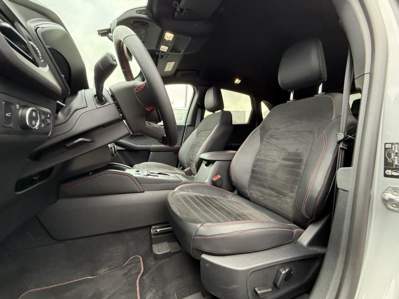 Photo 16 de l’annonce de FORD Kuga d’occasion à vendre à LA VALETTE