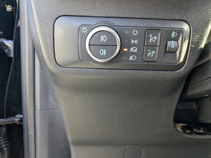 Photo 8 de l’annonce de FORD Kuga d’occasion à vendre à LA VALETTE