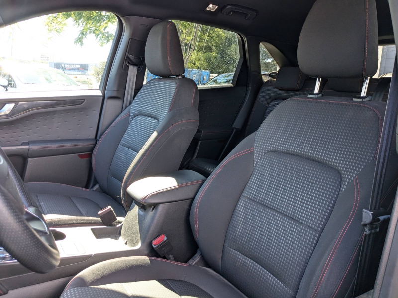 Photo 15 de l’annonce de FORD Kuga d’occasion à vendre à LA VALETTE