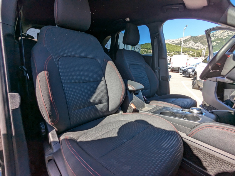 Photo 16 de l’annonce de FORD Kuga d’occasion à vendre à LA VALETTE