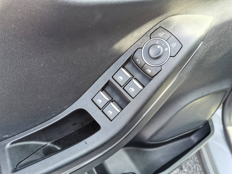 Photo 7 de l’annonce de FORD Puma d’occasion à vendre à LA VALETTE