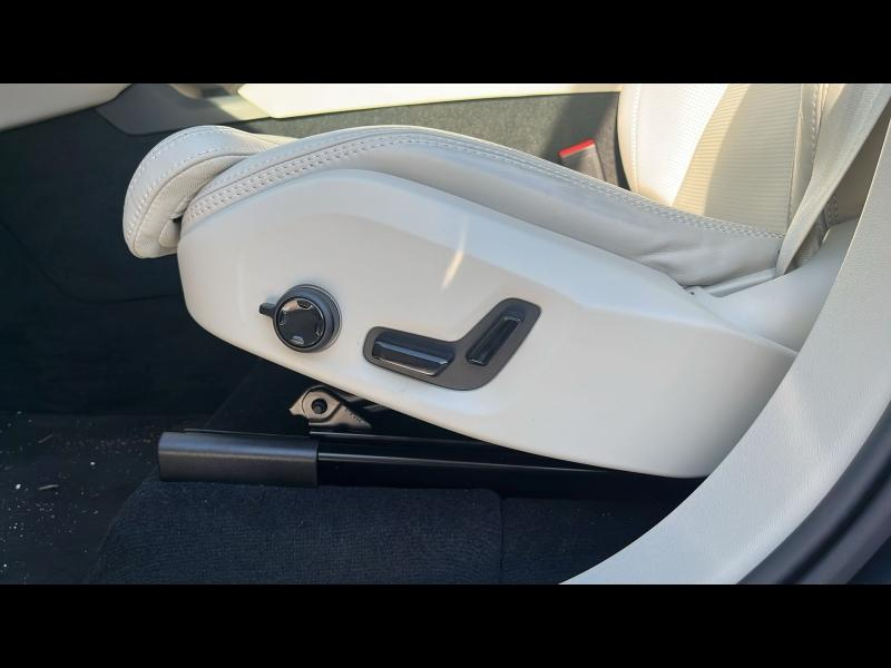 Photo 19 de l’annonce de VOLVO XC90 d’occasion à vendre à TOULON