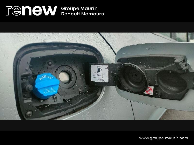 Photo 10 de l’annonce de RENAULT Megane d’occasion à vendre à SAINT PIERRE LES NEMOURS