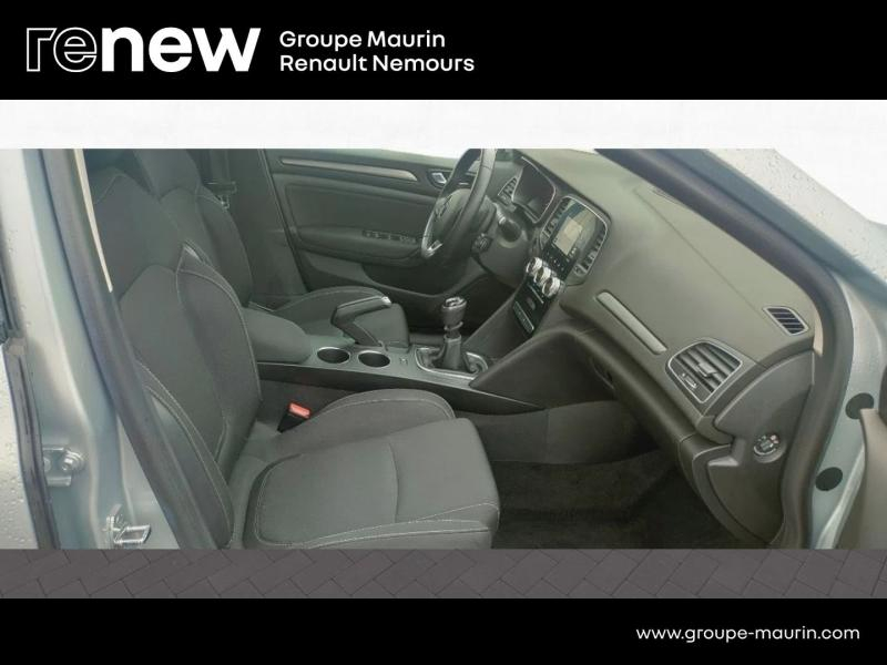 Photo 14 de l’annonce de RENAULT Megane d’occasion à vendre à SAINT PIERRE LES NEMOURS