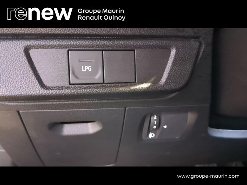 Photo 14 de l’annonce de DACIA Jogger d’occasion à vendre à QUINCY-SOUS-SÉNART