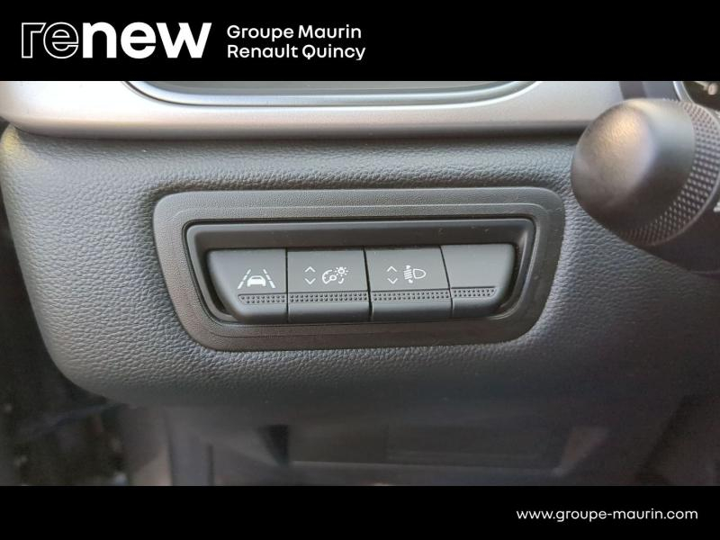 Photo 13 de l’annonce de RENAULT Captur d’occasion à vendre à QUINCY-SOUS-SÉNART