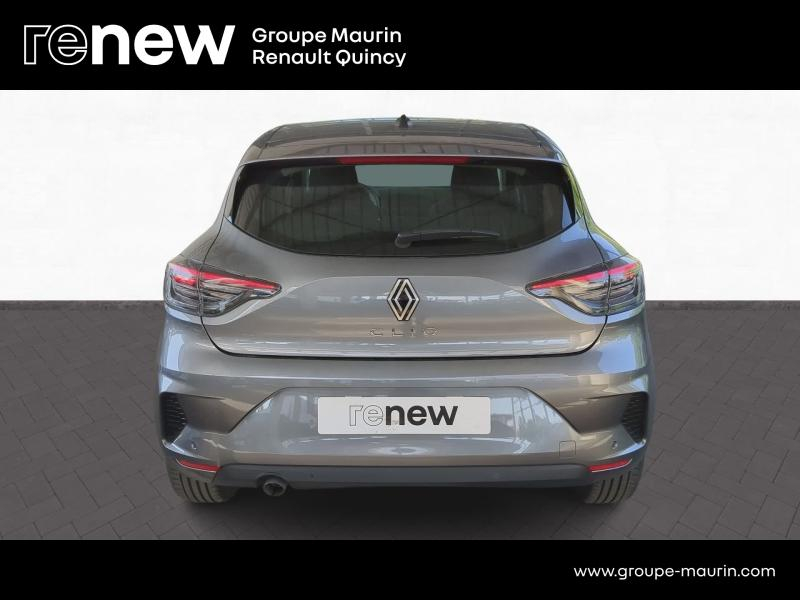 Photo 5 de l’annonce de RENAULT Clio d’occasion à vendre à QUINCY-SOUS-SÉNART