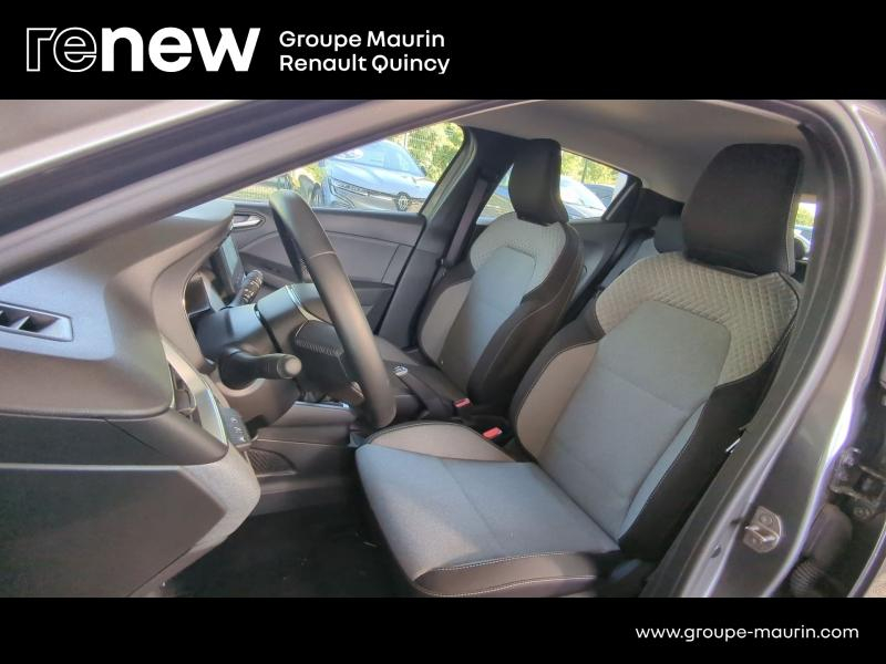 Photo 10 de l’annonce de RENAULT Clio d’occasion à vendre à QUINCY-SOUS-SÉNART