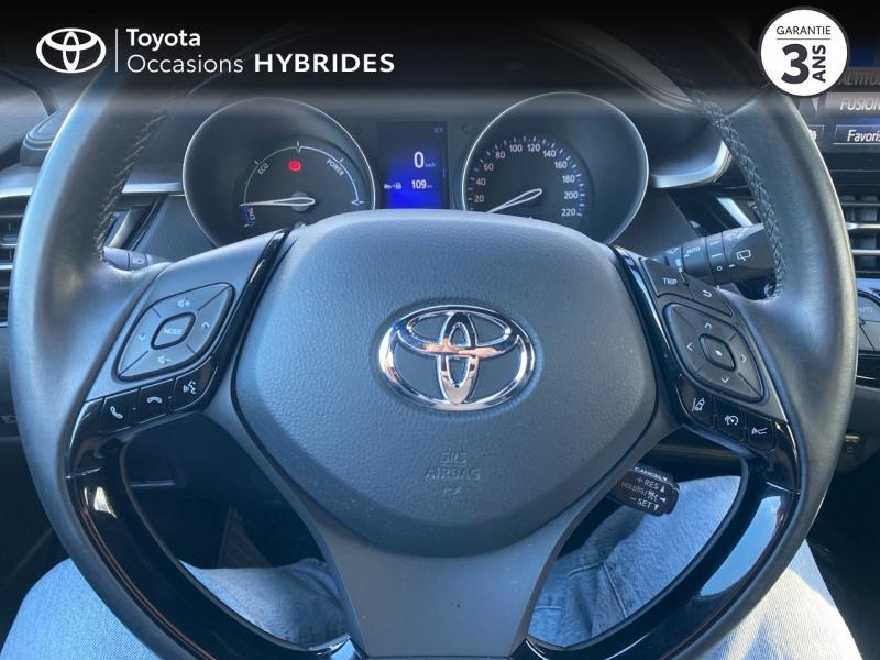 Photo 9 de l’annonce de TOYOTA C-HR d’occasion à vendre à AUBIÈRE