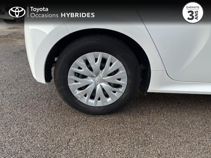 Photo 16 de l’annonce de TOYOTA Yaris d’occasion à vendre à NÎMES