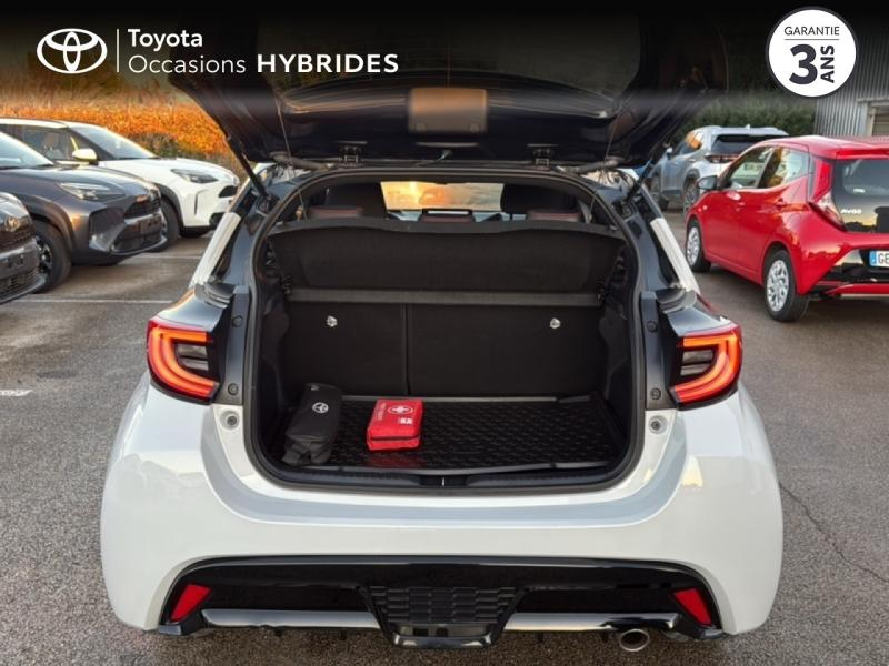 Photo 10 de l’annonce de TOYOTA Yaris d’occasion à vendre à NÎMES