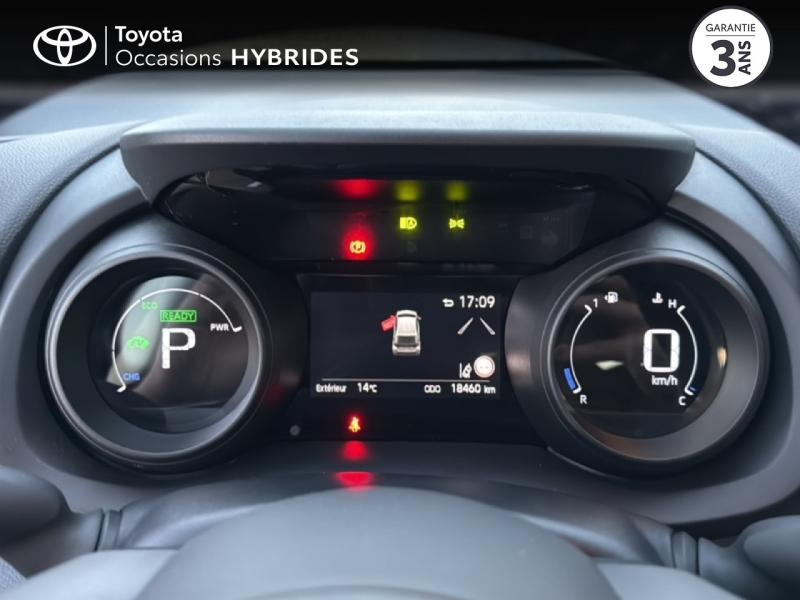 Photo 14 de l’annonce de TOYOTA Yaris d’occasion à vendre à NÎMES