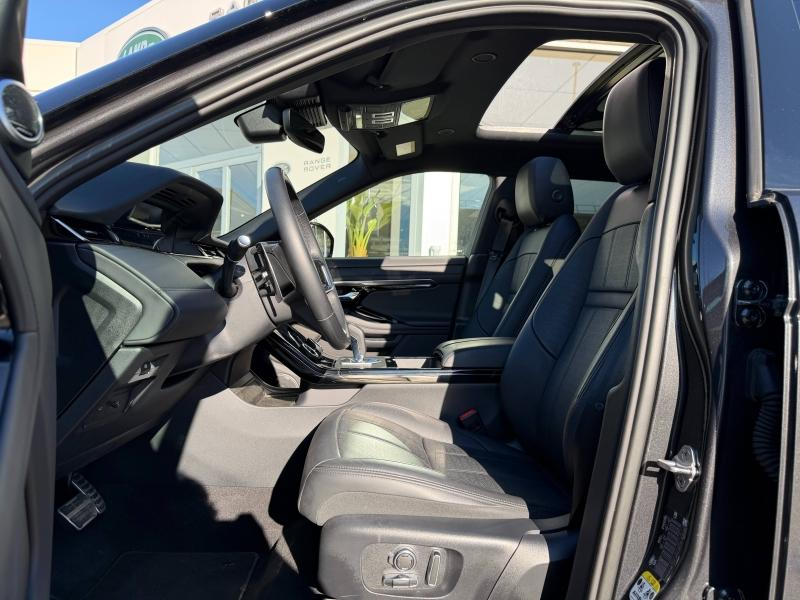 Photo 9 de l’annonce de LAND-ROVER Evoque d’occasion à vendre à AIX-EN-PROVENCE