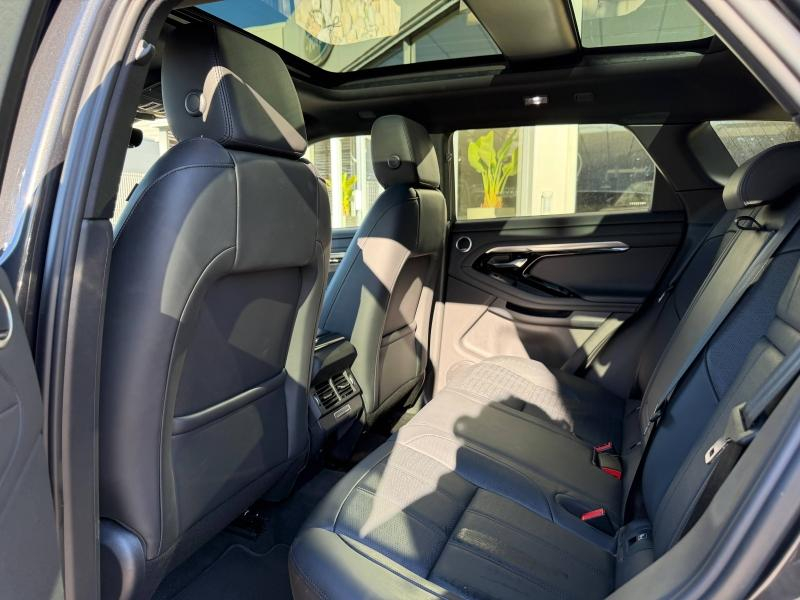 Photo 14 de l’annonce de LAND-ROVER Evoque d’occasion à vendre à AIX-EN-PROVENCE