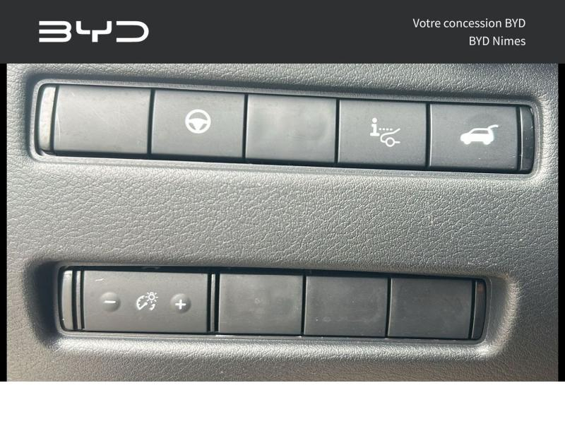 Photo 18 de l’annonce de NISSAN Qashqai d’occasion à vendre à NIMES