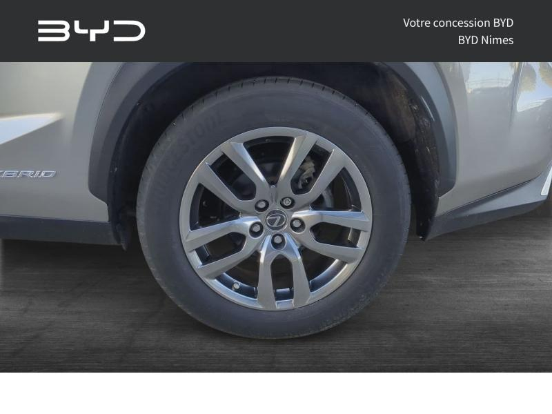 Photo 19 de l’annonce de LEXUS NX d’occasion à vendre à NIMES