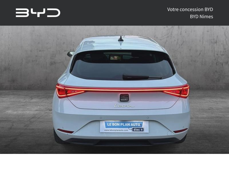 Photo 7 de l’annonce de SEAT Leon d’occasion à vendre à NIMES