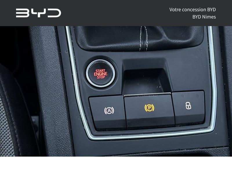 Photo 18 de l’annonce de SEAT Leon d’occasion à vendre à NIMES