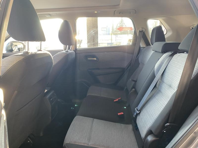 Photo 10 de l’annonce de NISSAN X-Trail d’occasion à vendre à PAYS DE GEX