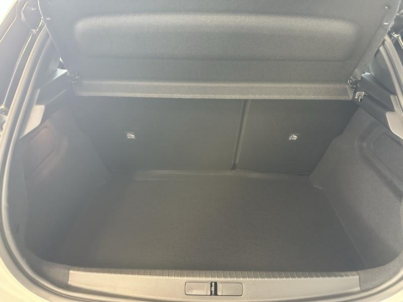 Photo 9 de l’annonce de OPEL Corsa d’occasion à vendre à ORANGE