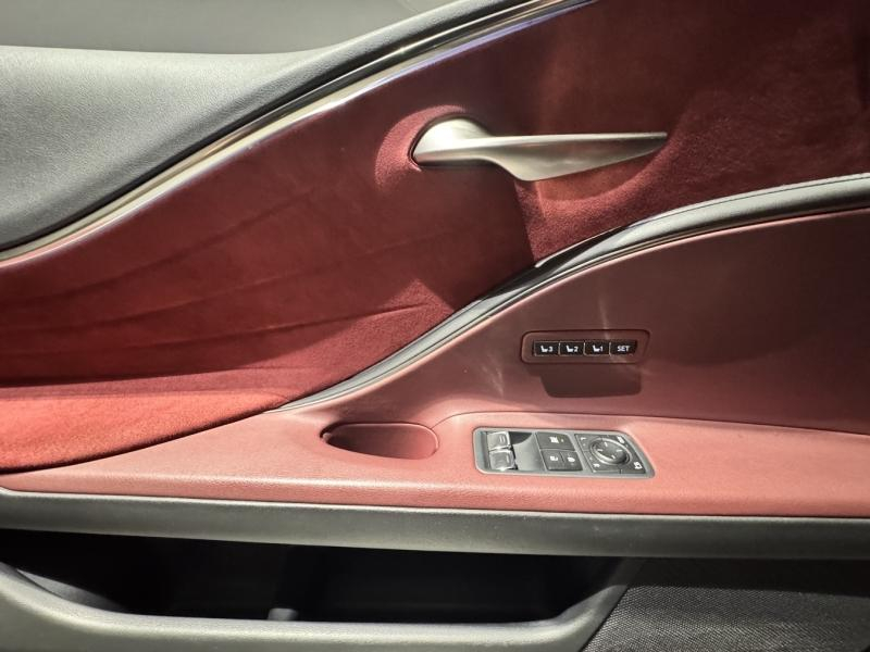 Photo 10 de l’annonce de LEXUS LC d’occasion à vendre à MONTFAVET