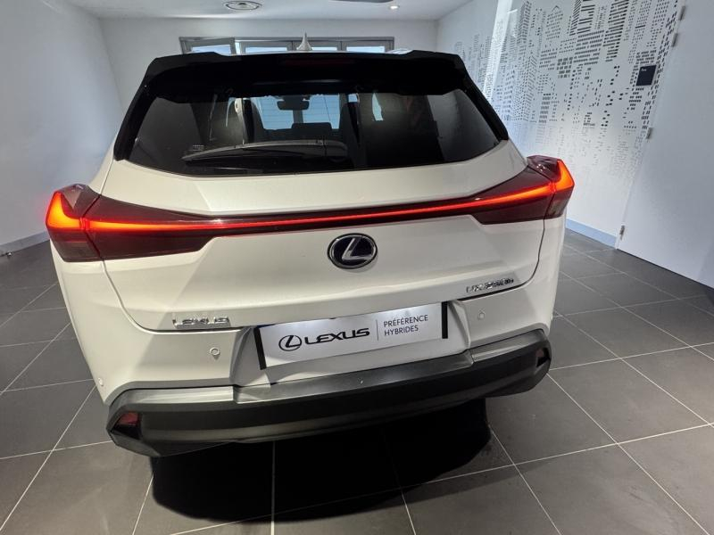 Photo 5 de l’annonce de LEXUS UX d’occasion à vendre à MONTFAVET