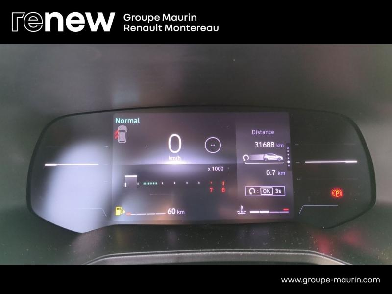 Photo 9 de l’annonce de RENAULT Clio d’occasion à vendre à VARENNES SUR SEINE