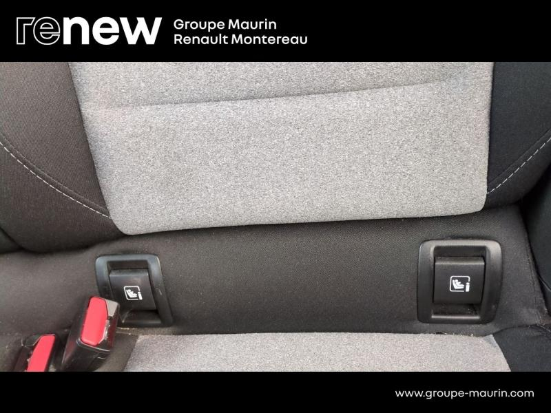 Photo 19 de l’annonce de RENAULT Clio d’occasion à vendre à VARENNES SUR SEINE