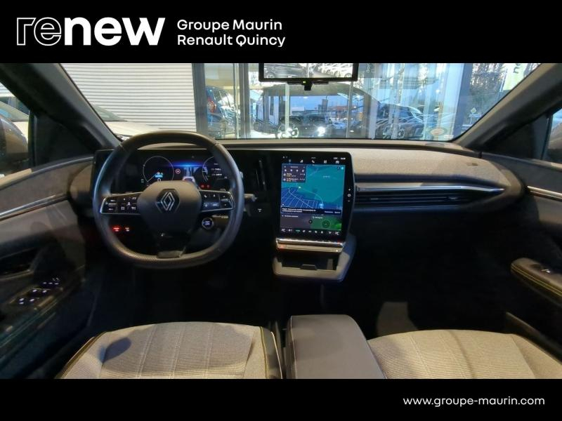 Photo 11 de l’annonce de RENAULT Megane d’occasion à vendre à QUINCY-SOUS-SÉNART