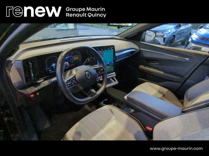 Photo 13 de l’annonce de RENAULT Megane d’occasion à vendre à QUINCY-SOUS-SÉNART