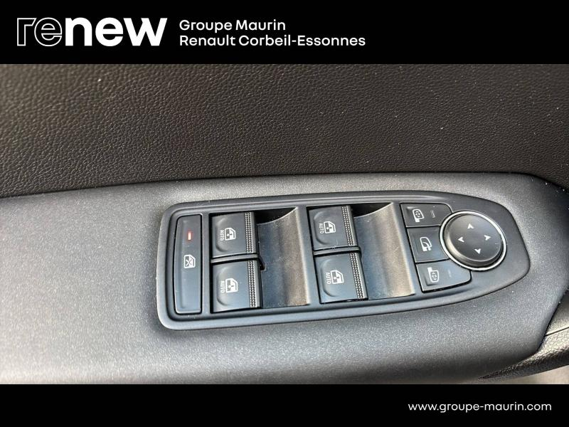 Photo 18 de l’annonce de RENAULT Captur d’occasion à vendre à CORBEIL-ESSONNES