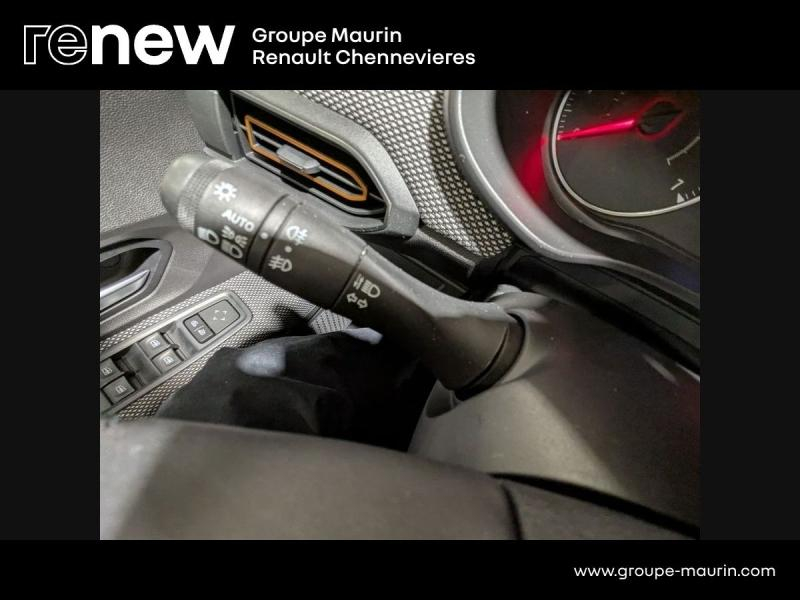 Photo 19 de l’annonce de DACIA Sandero d’occasion à vendre à CHENNEVIÈRES-SUR-MARNE