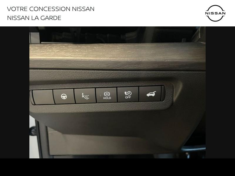 Photo 19 de l’annonce de NISSAN  d’occasion à vendre à FRÉJUS