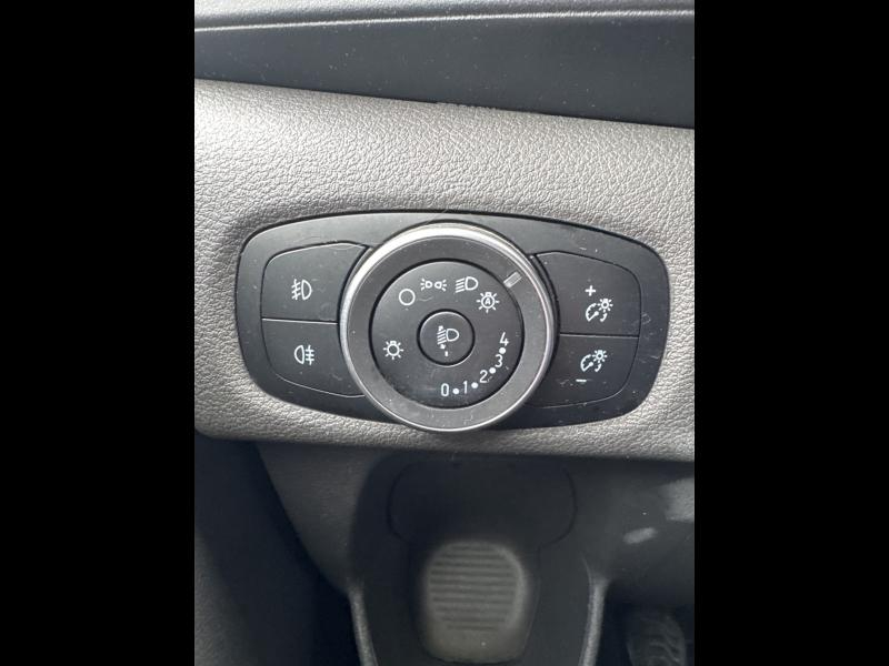 Photo 13 de l’annonce de FORD Transit Custom Fg VUL d’occasion à vendre à TOULON