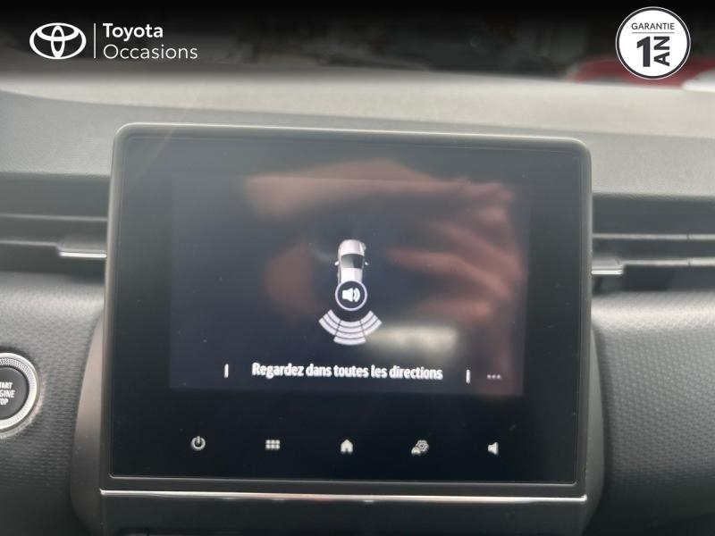 Photo 15 de l’annonce de RENAULT Clio d’occasion à vendre à MONTFAVET