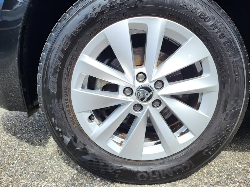 Photo 8 de l’annonce de SKODA Kamiq d’occasion à vendre à ANNEMASSE