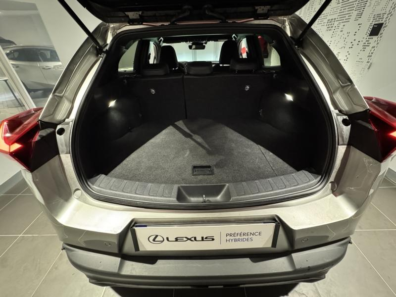 Photo 6 de l’annonce de LEXUS UX d’occasion à vendre à MONTFAVET