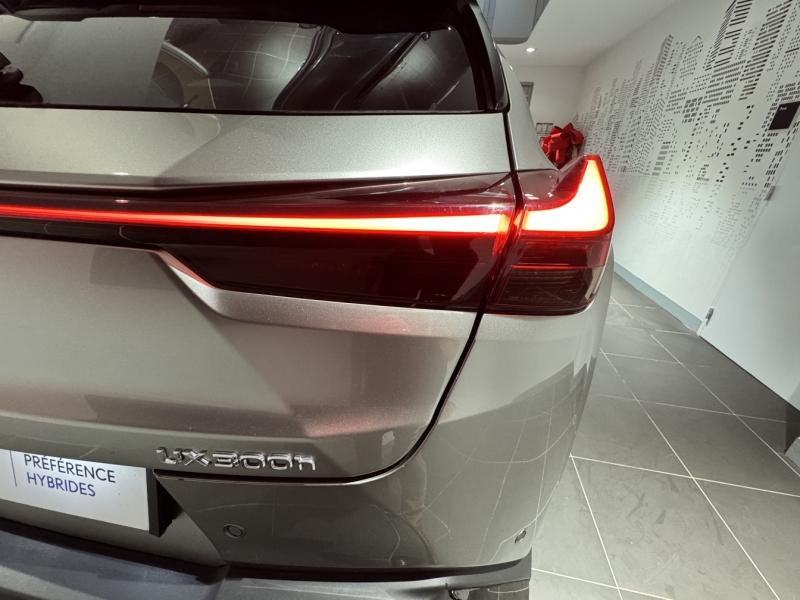 Photo 9 de l’annonce de LEXUS UX d’occasion à vendre à MONTFAVET