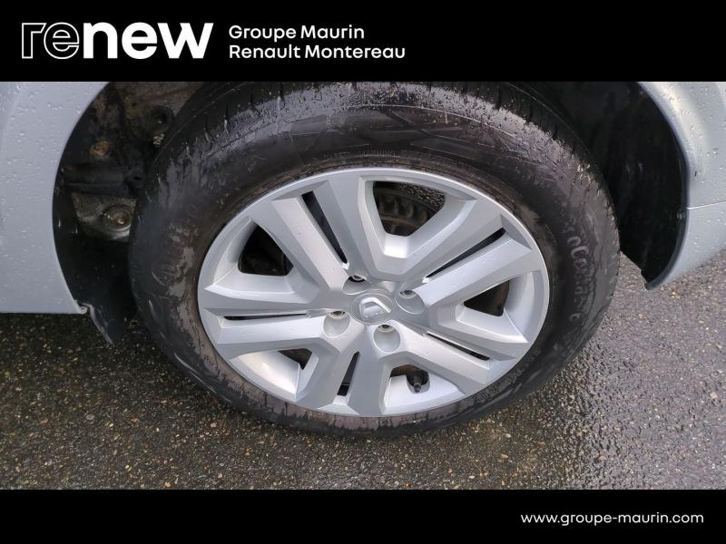 Photo 16 de l’annonce de DACIA Sandero d’occasion à vendre à VARENNES SUR SEINE