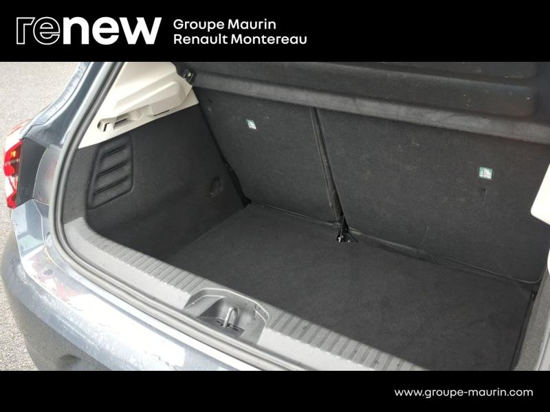 Photo 14 de l’annonce de RENAULT Clio d’occasion à vendre à VARENNES SUR SEINE